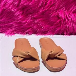 NWOT J. Crew Women's Tan Knotted Slide Sandals
